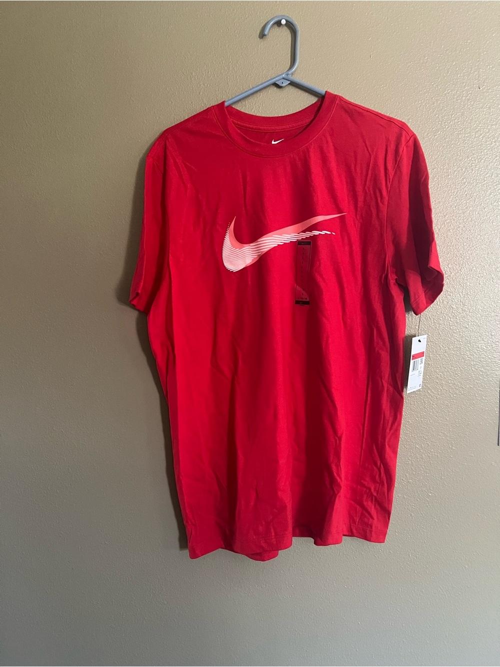 Nike Red Short-Sleeve Tee with White Swoosh men size L